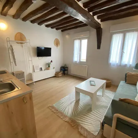 Studio Paisible Centre De Apartment